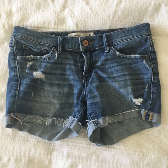Abercrombie & Fitch Pants - Low Rise Shorts from Abercrombie